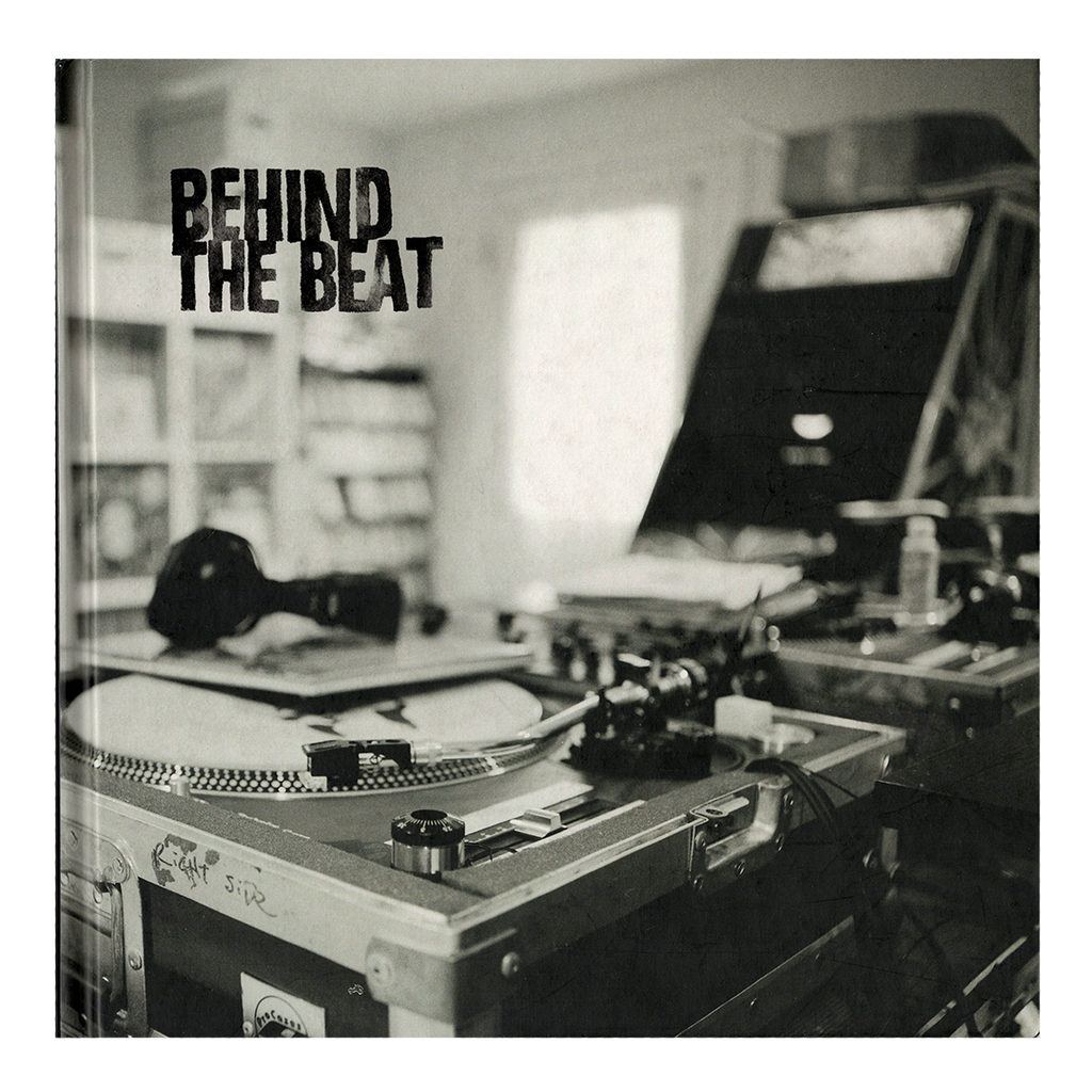 ☆洋書 レア BEHIND THE BEAT HIPHOPHOMESTUDIOS - 本